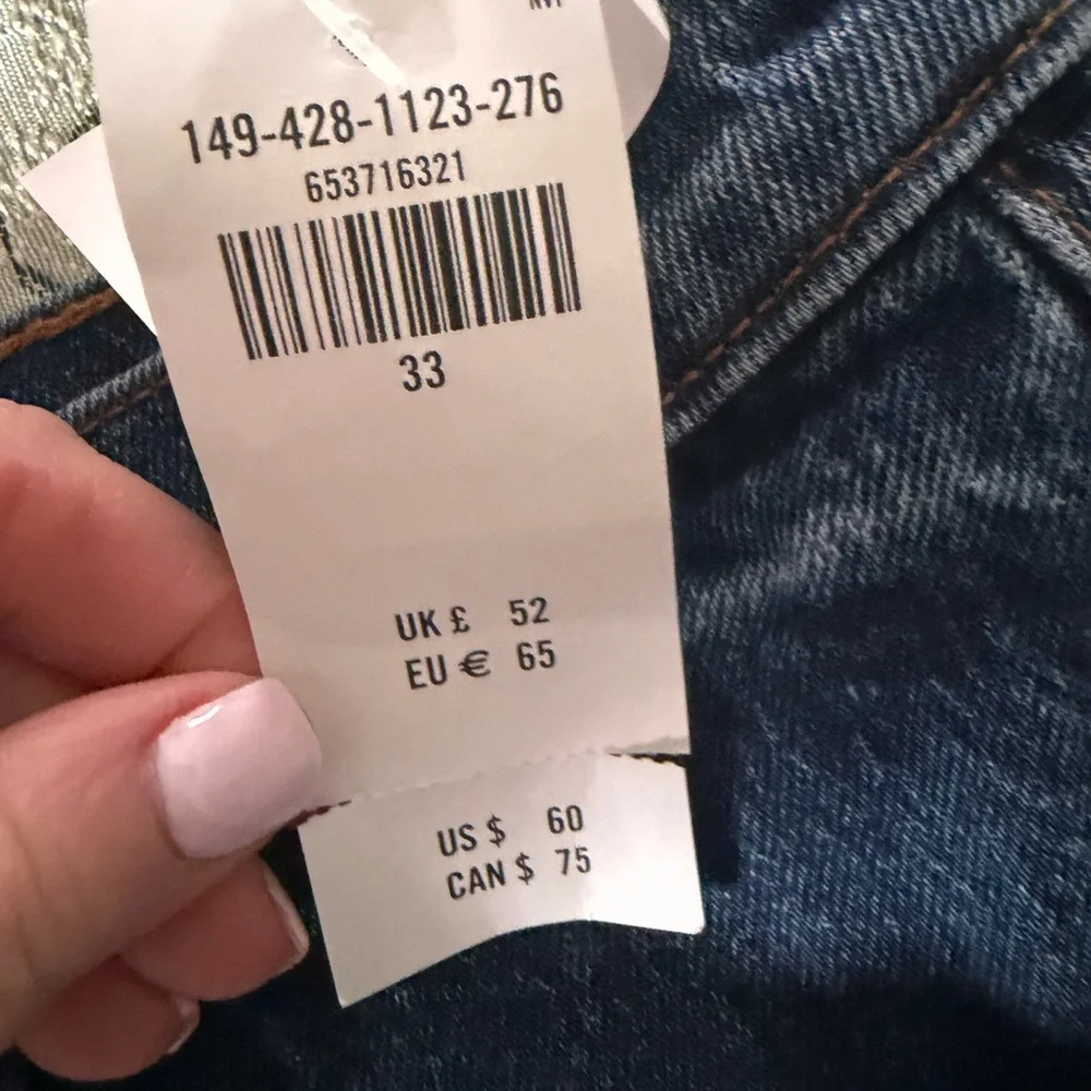 Abercrombie & Fitch High Rise Mom Shorts NWT - Picture 5 of 6